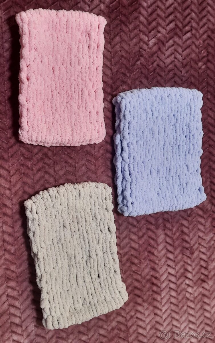 Pletené nákrčníky