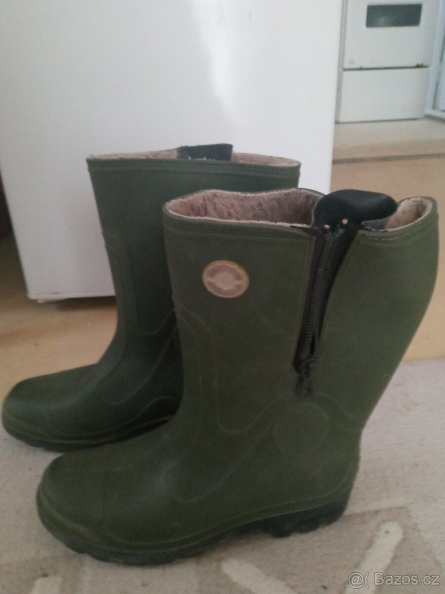Pánské pracovní gumové boty vel. 10/45