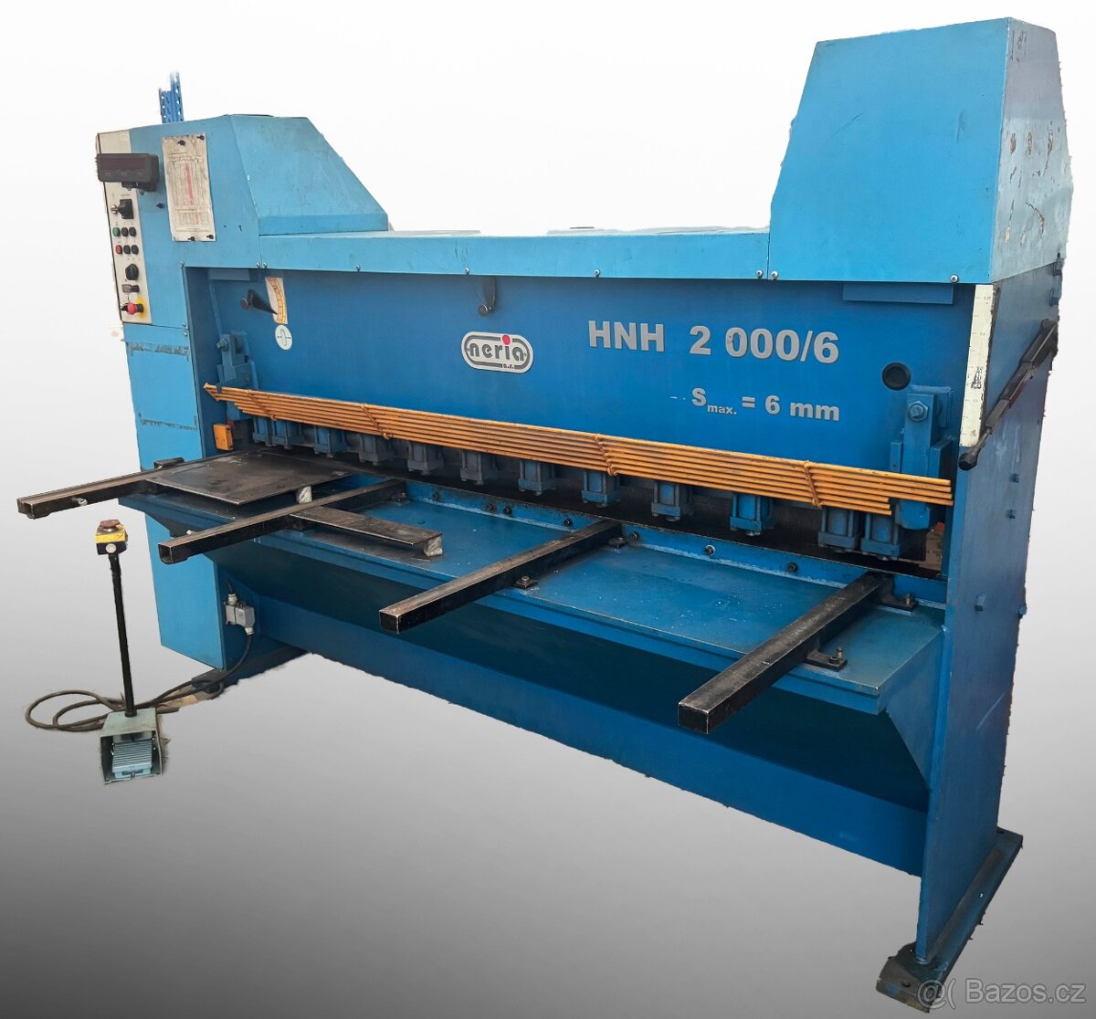 Prodáme hydraulické tabulové nůžky NERIA 200/6