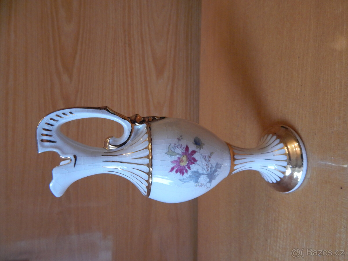 porcelánová amfora / vázička