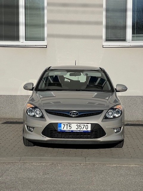 Hyundai i30 1,4 KLIMA ALU KOLA