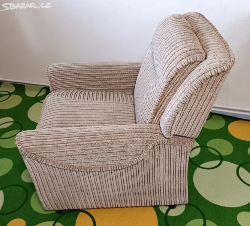 PĚKNÉ  POLOHOVACÍ  KŘEDLO