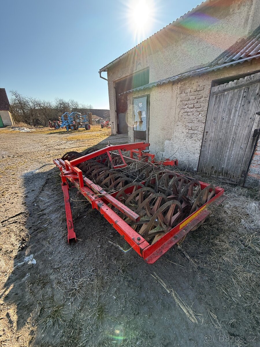 Půdní pěchy za pluh