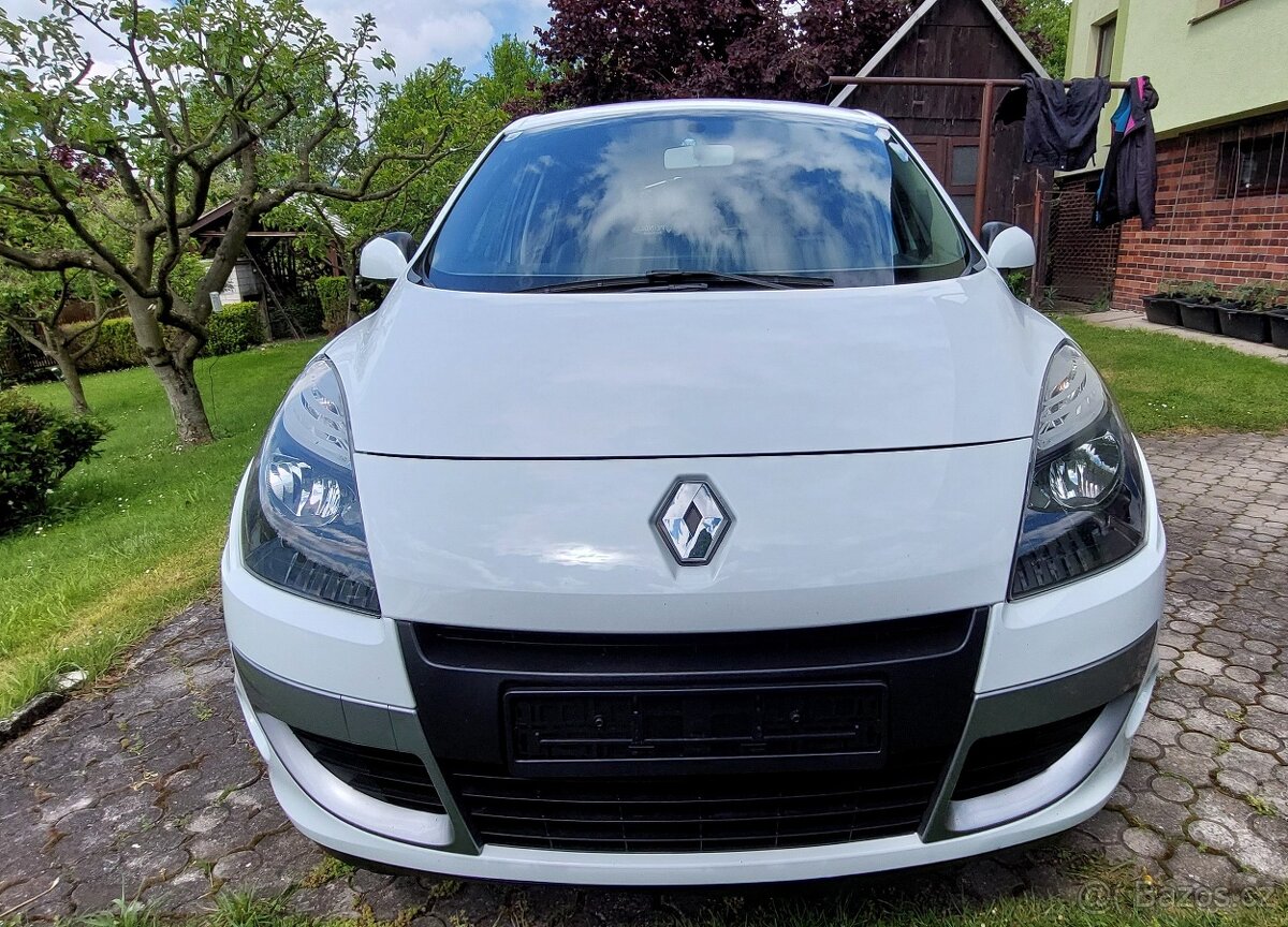 Renault Scenic 1.6i 16v r.v. 2012 naj. 157 tis. km