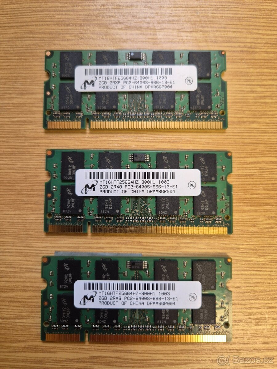 3x RAM SODIMM DDR2 PC2, 2GB