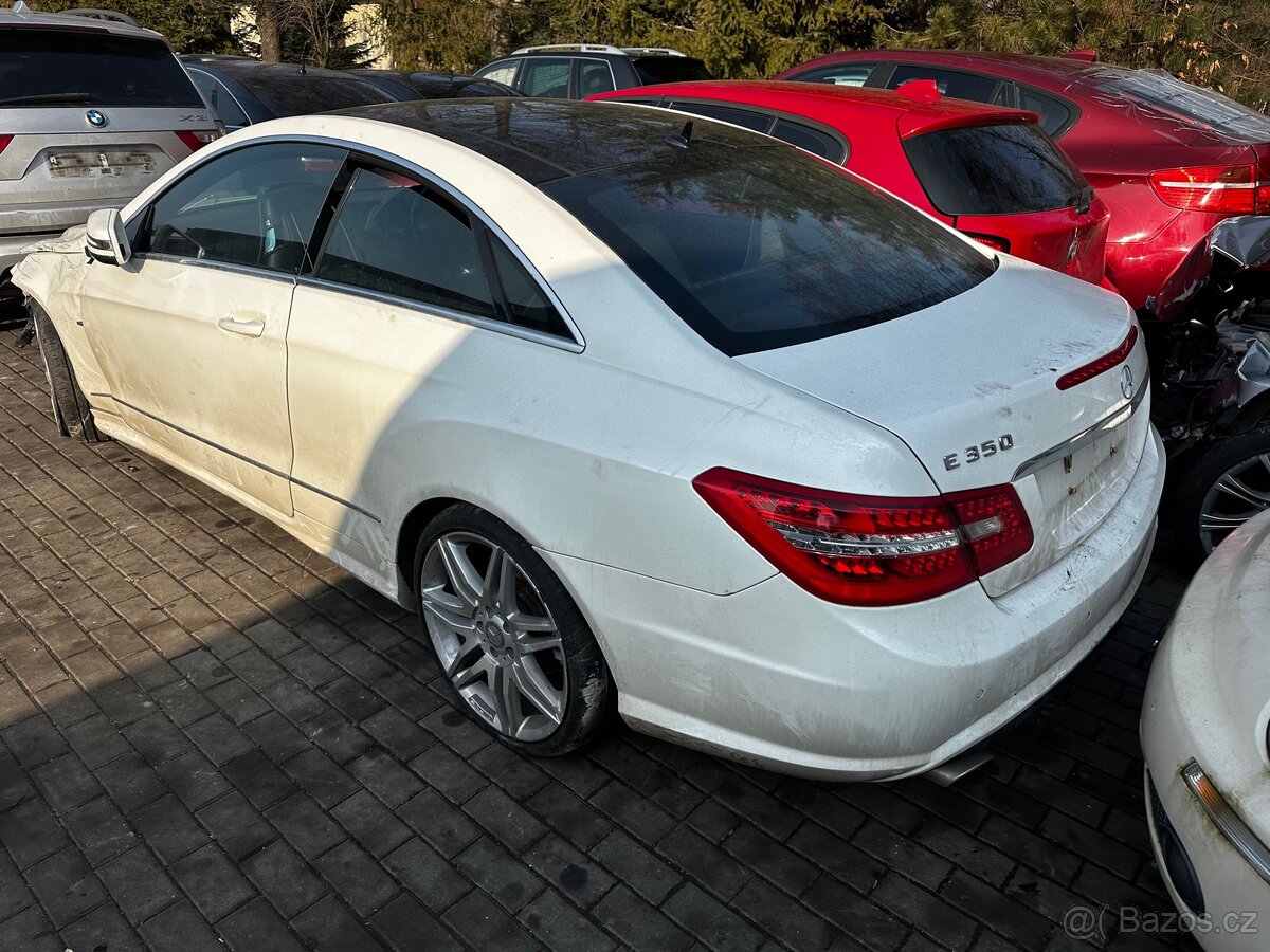 Mercedes-Benz C207 2010 E350 cdi 170kW 642.836