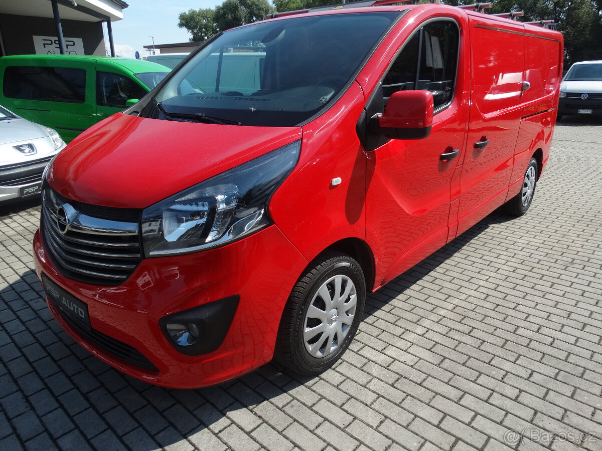 OPEL VIVARO 1,6CDTi 92KW L2H1 AC 2xŠOUPAČKY KM GARANCE TOP D