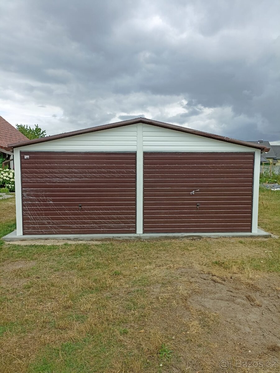 Plechová garáž 6x6m