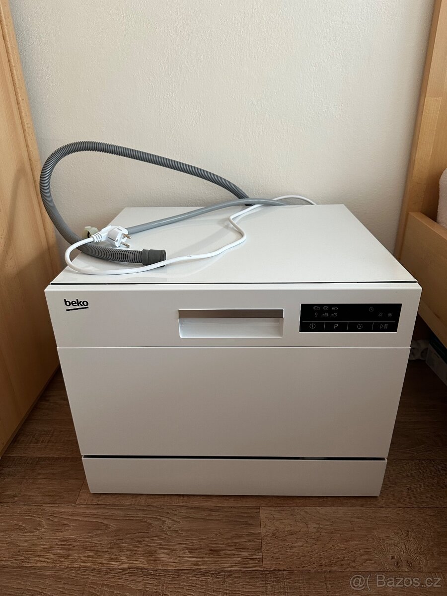Stolní myčka BEKO DTC 36610 W