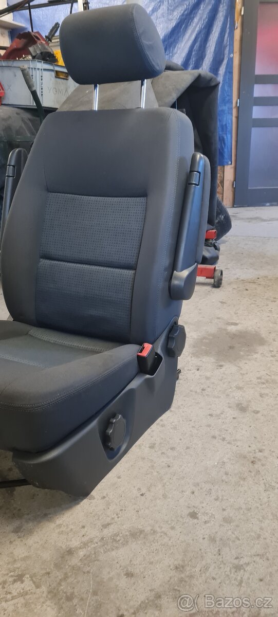 Sedacky Vw t5 Multivan