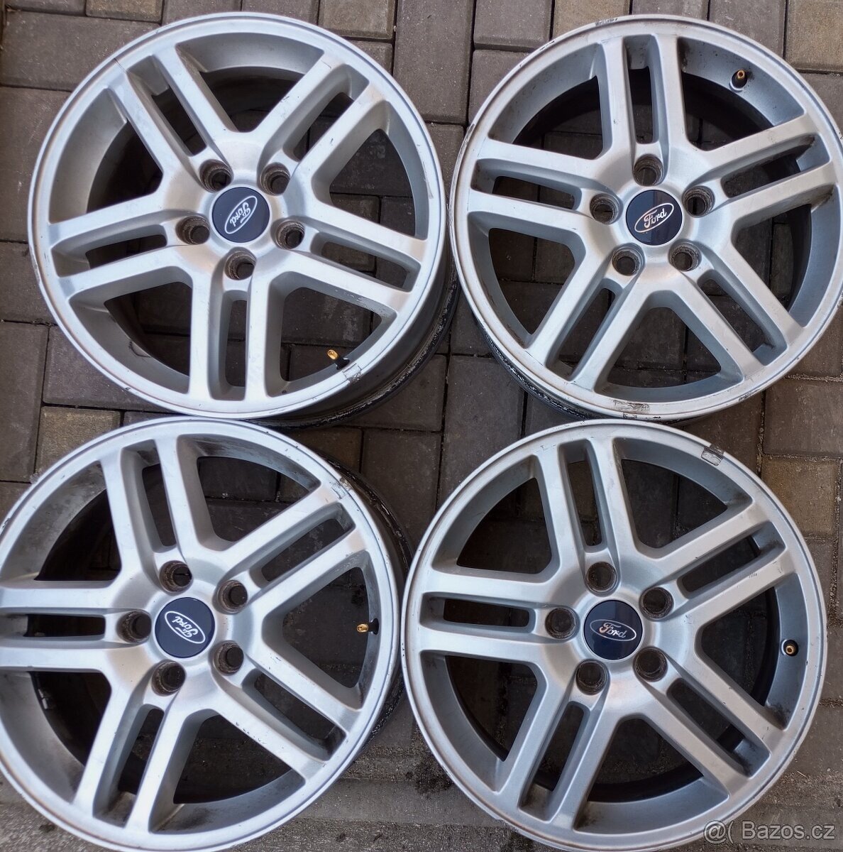 Alukola Ford 16" 5X108 J6,5 ET52,5 včetně matic