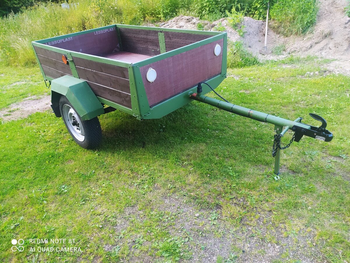 PŘÍVĚS ZA OSOBNÍ AUTOMOBIL