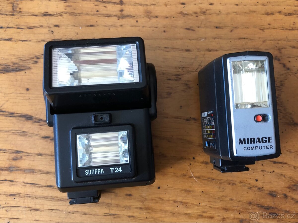Blesk Sunpak 24 + Blesk Mirage /foto