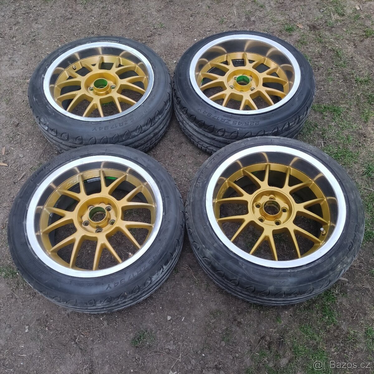 Intra CR 5x100 R17
