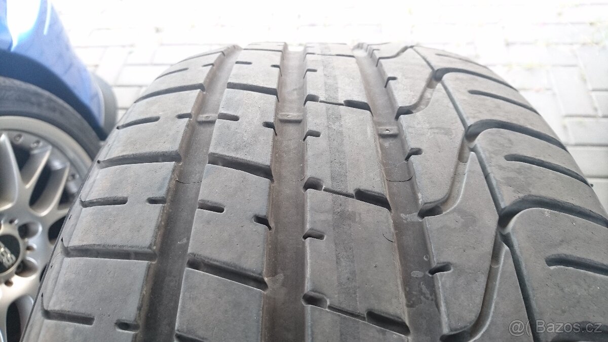 245 35 20 Pirelli p zero 95 Y kusovka