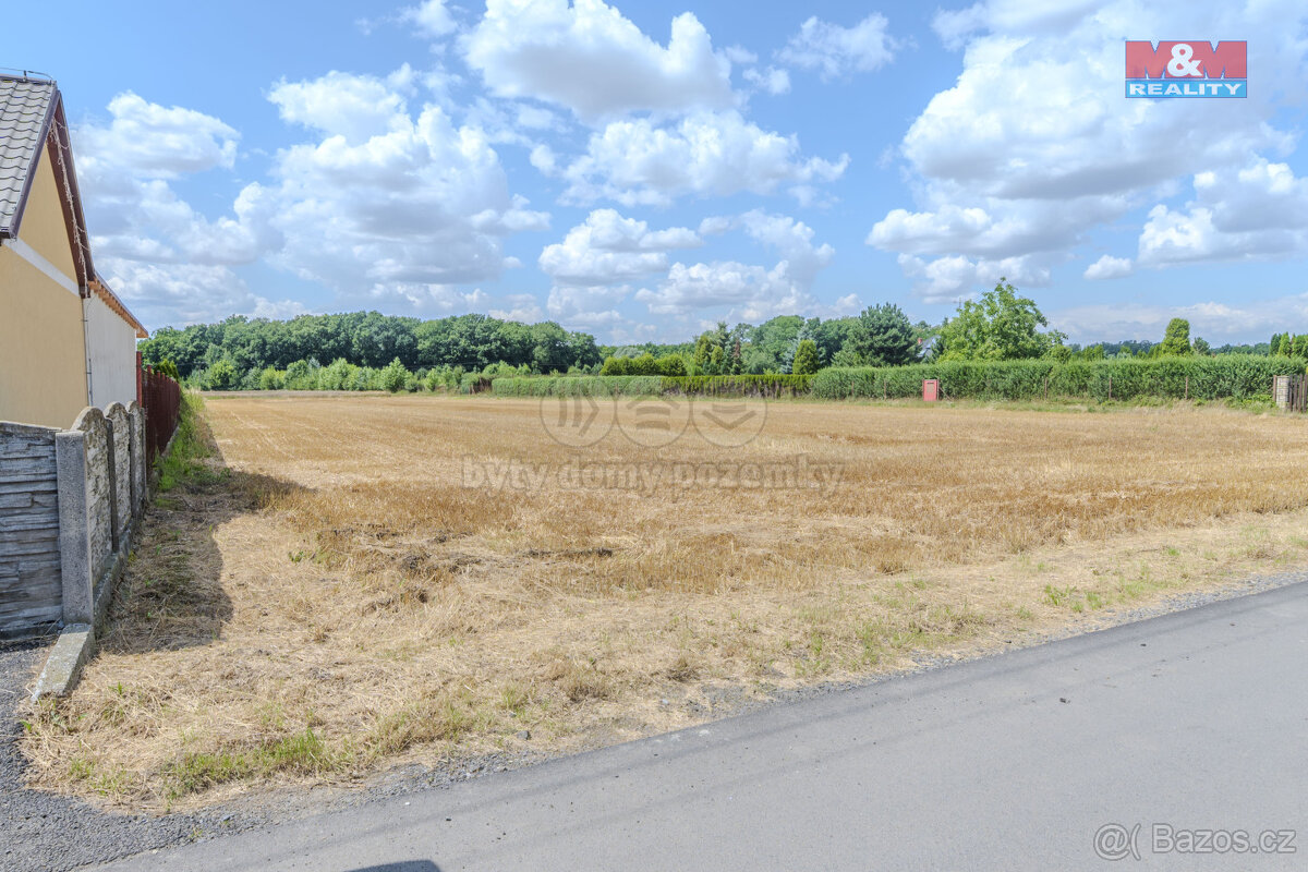 Prodej pozemku k bydlení, 1642 m², Záříčí