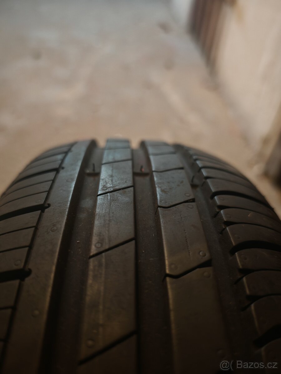 Nepoužité pneu Hankook 175/65 R14