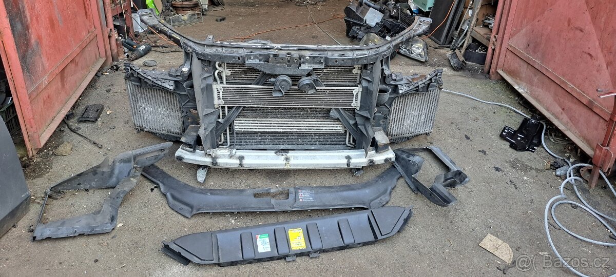 Chladicova stena audi q7 4.2 tdi chladice vyztuha cooler