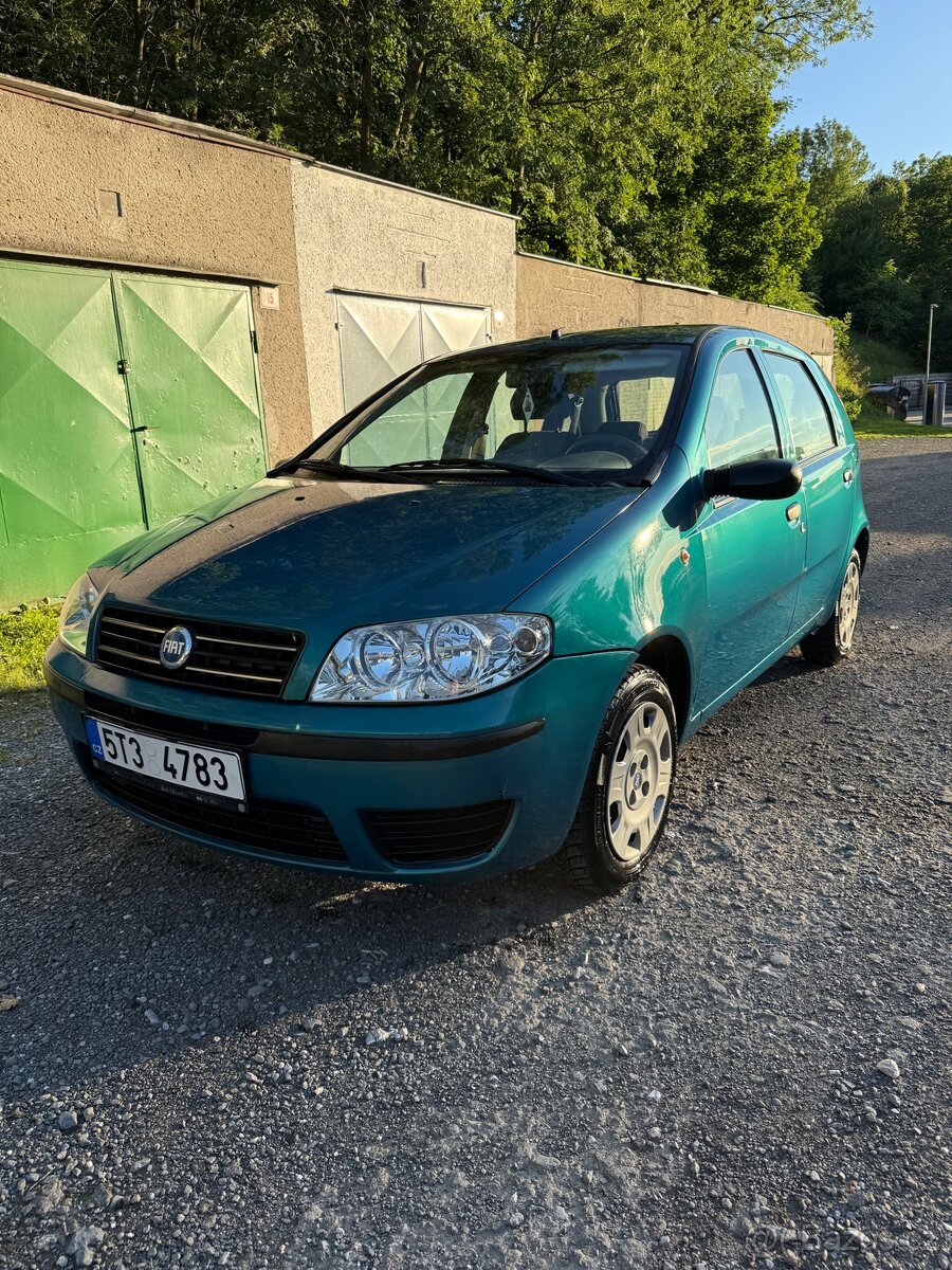 Fiat Punto 1.2 najeto pouze 36000KM