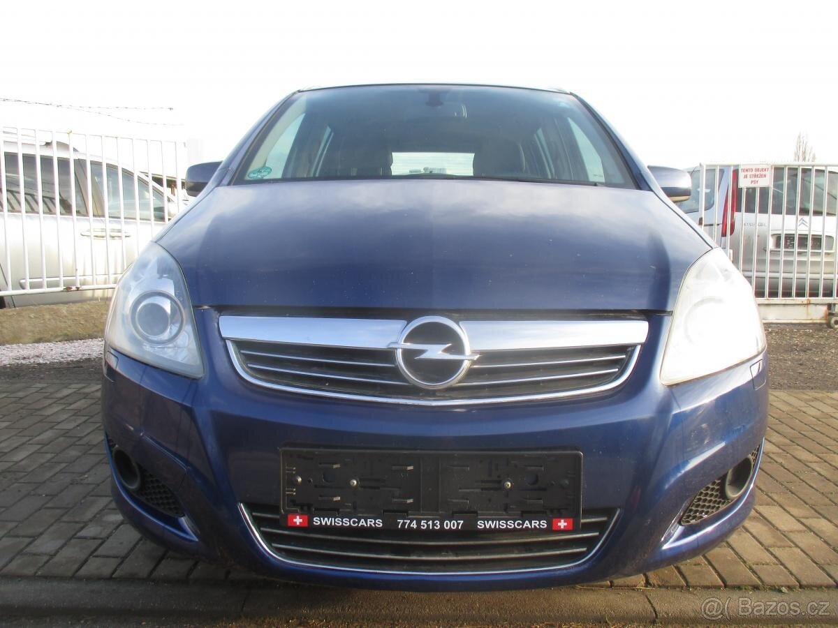 Opel Zafira 1,8i 7.míst