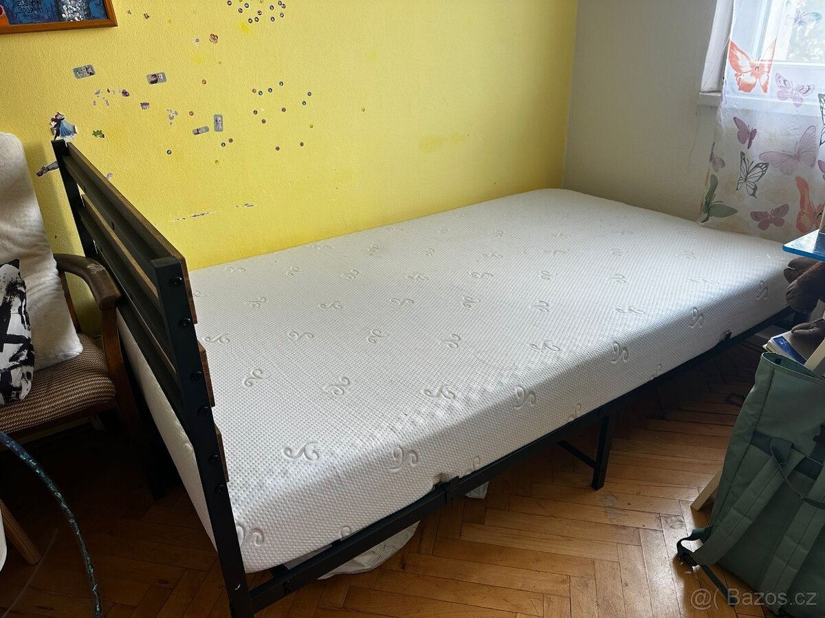 Nová postel jeden a půl lůžka