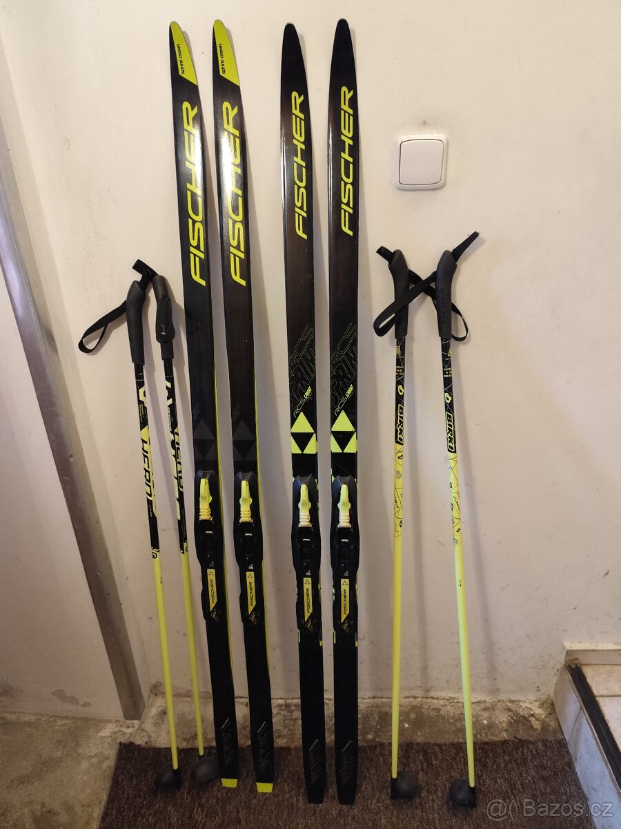 Prodám 2 sety dětských běžek Fischer, délka 150xm