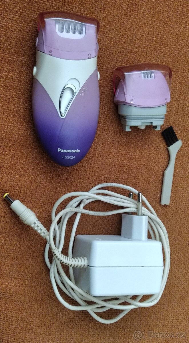 Dámský holicí strojek - epilátor Panasonic