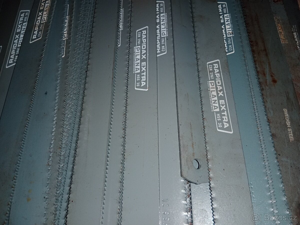 Strojní pilové pásy Pilana