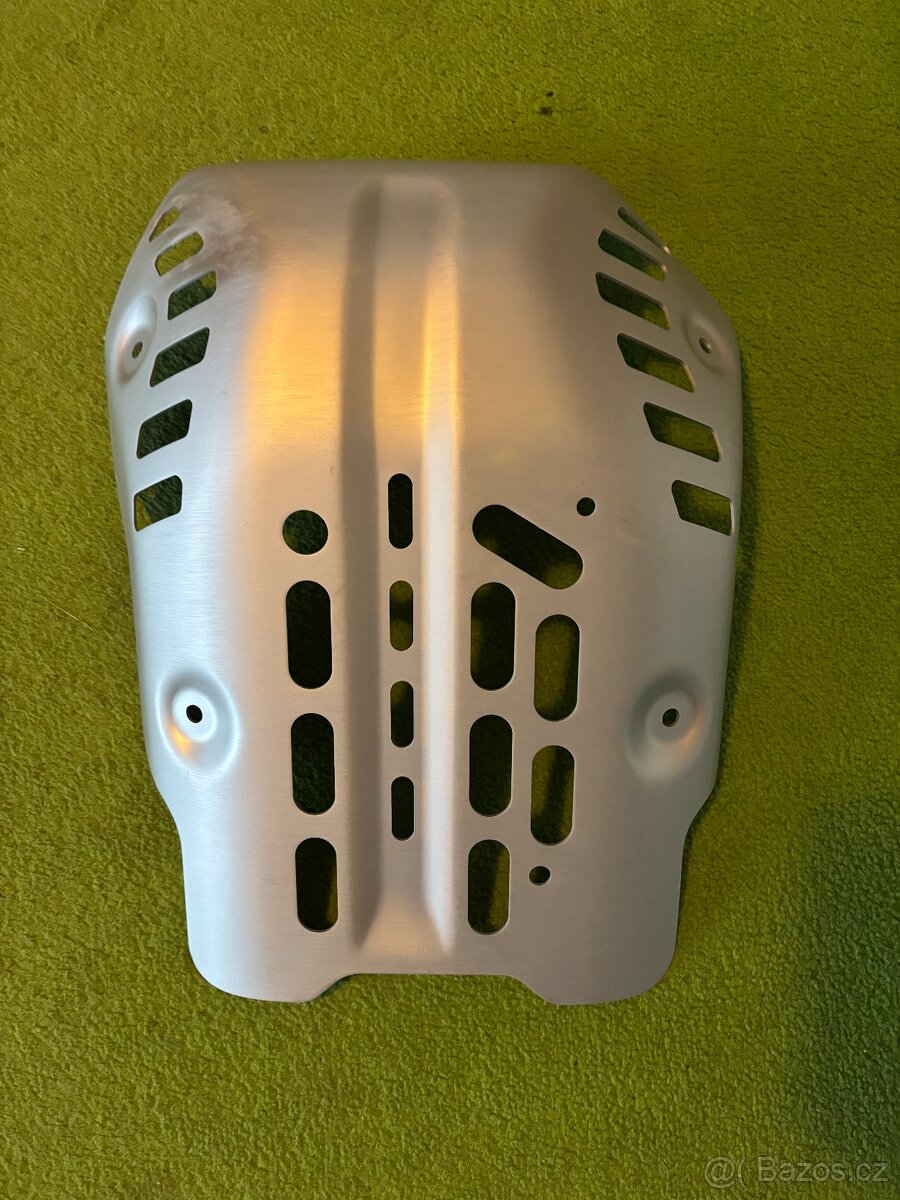 Yamaha Tenere 700 kryt motoru