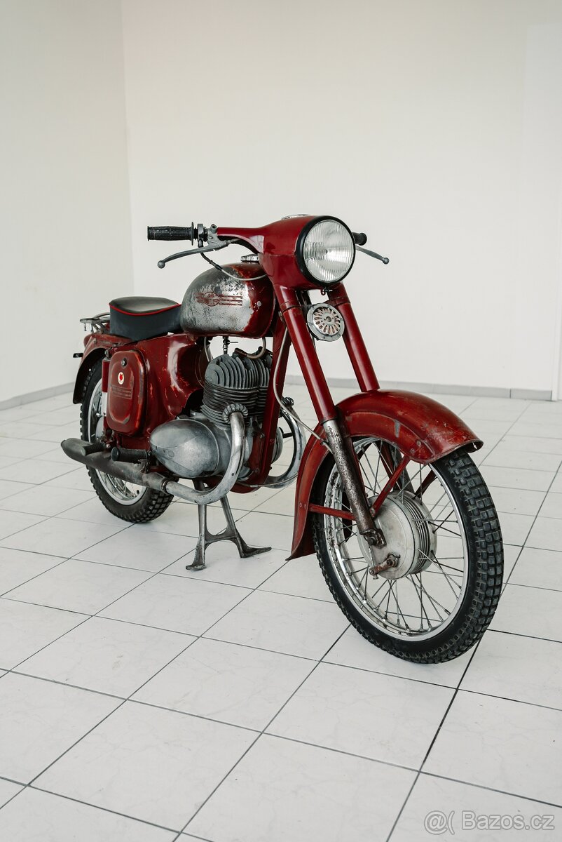 JAWA SPD Motor Solo 350cc (1961)