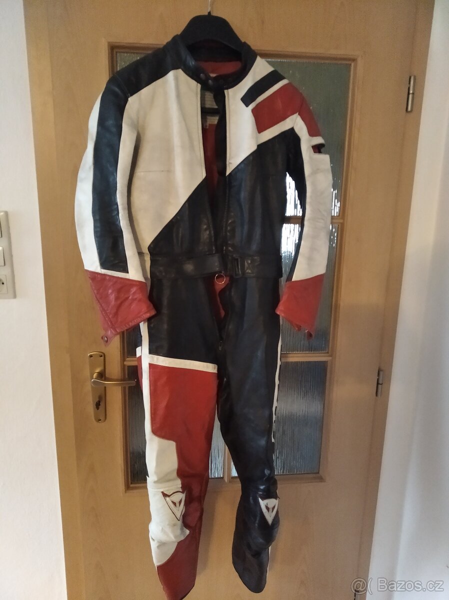 Kožená 2dílná kombinéza Dainese