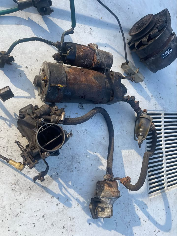 Prodám díly na Fiat 127 A