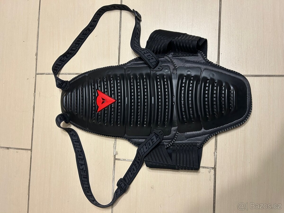 Prodám chránič páteře na moto Dainese vel.:M