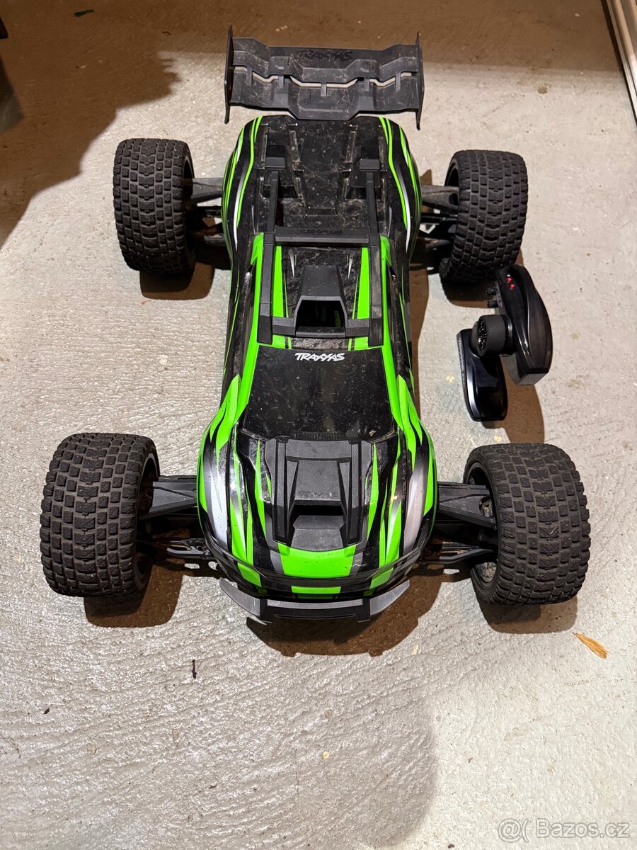 RC auto Traxxas XRT