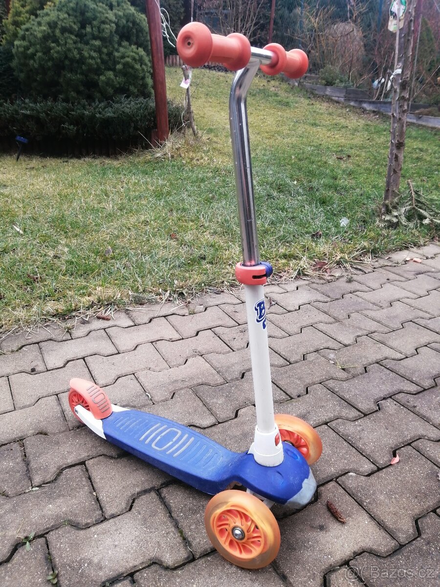 Dětská koloběžka Oxelo