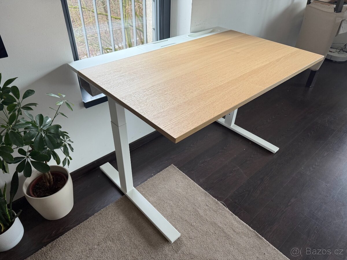 Kancelářský stůl MITTZON 120 × 80 cm