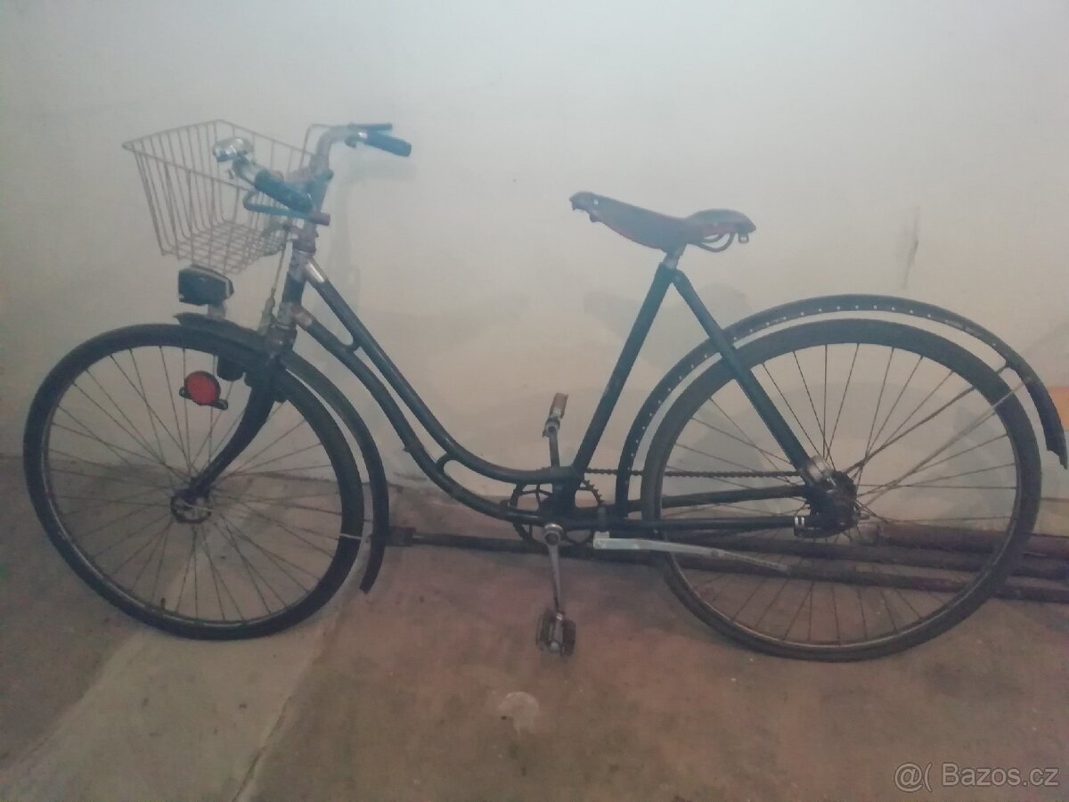 Veterán dámské kolo starožitné