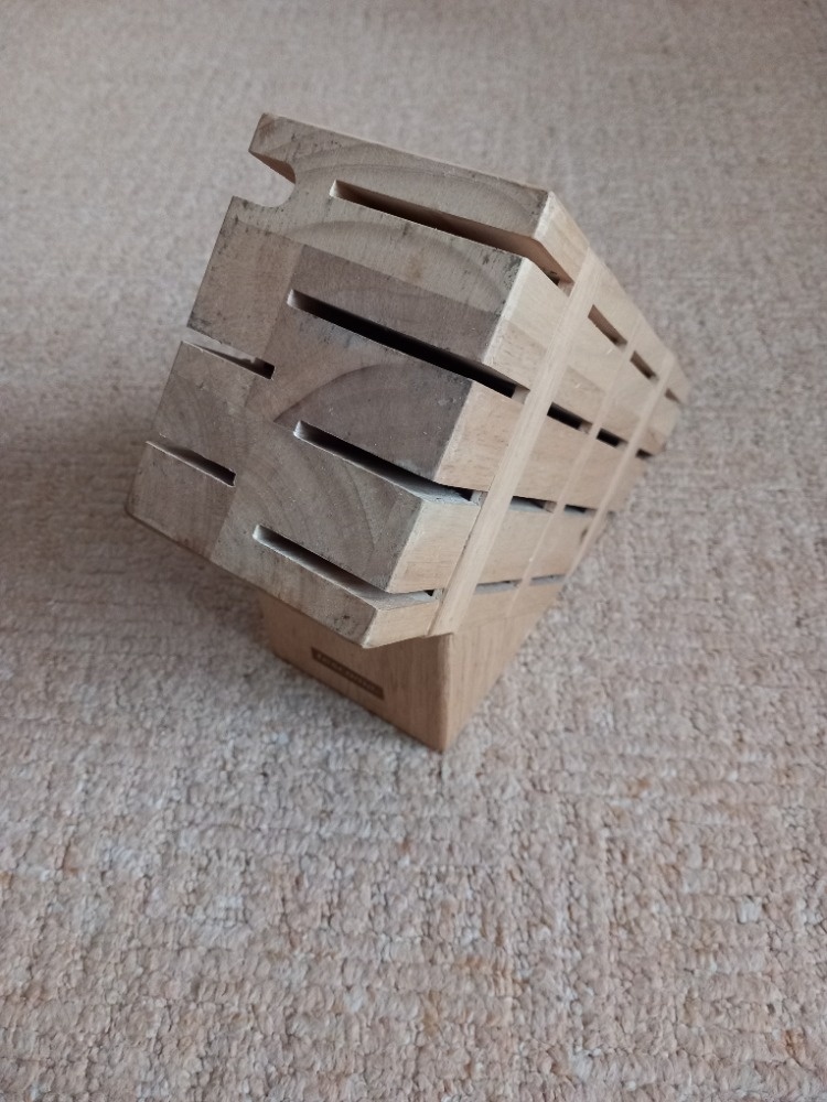 Špalek / blok na nože TESCOMA