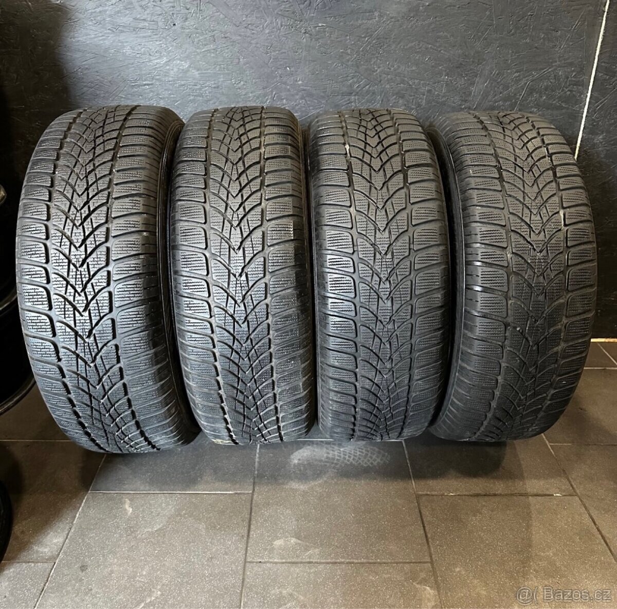 Sada pneu Dunlop 205/60/16 92H