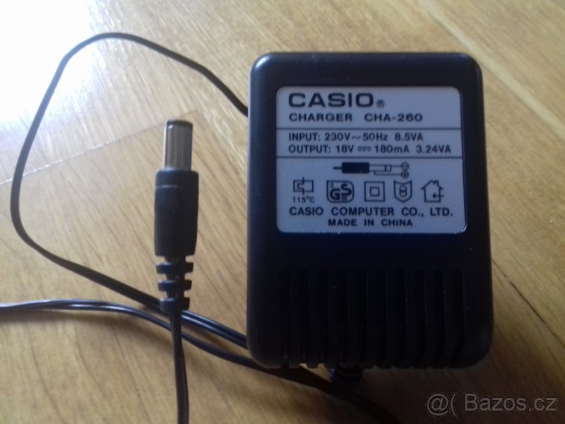 Síťový adaptér CASIO z 230V na 18V