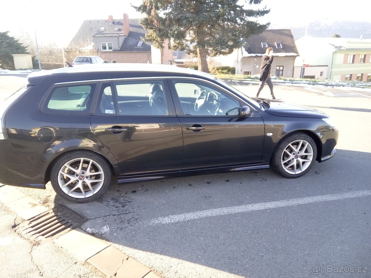 saab