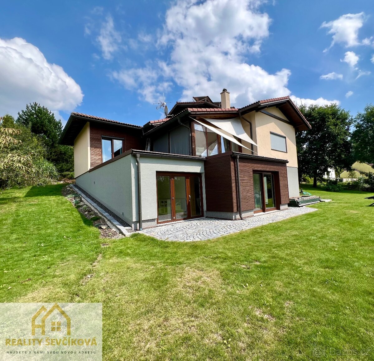 Prodej nadstandardního domu 7+kk, 1 732 m2