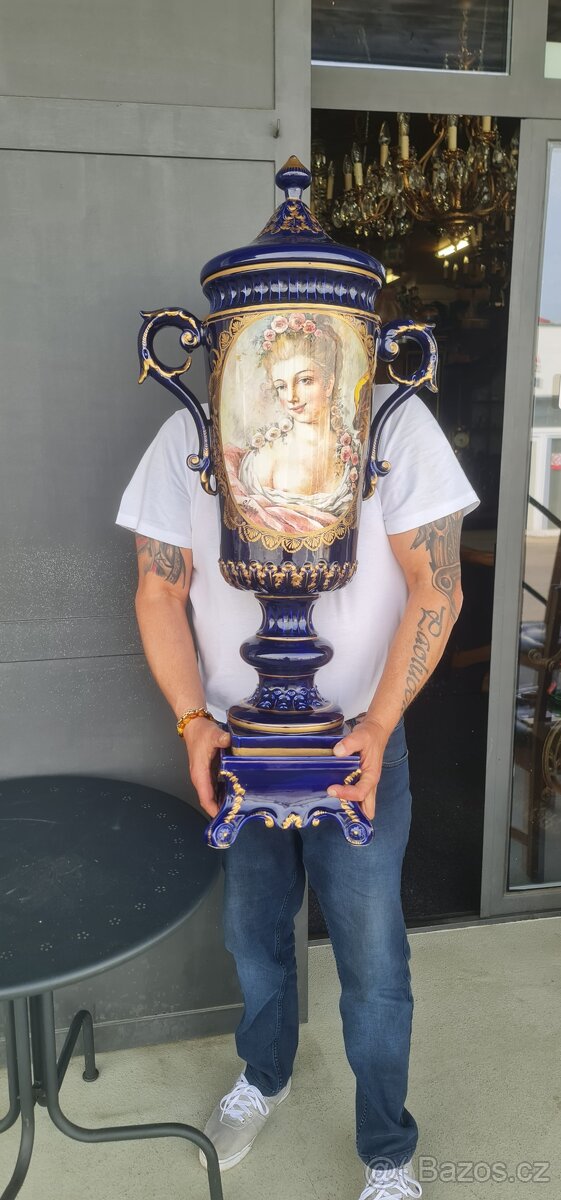 Velká porcelánová váza,značená