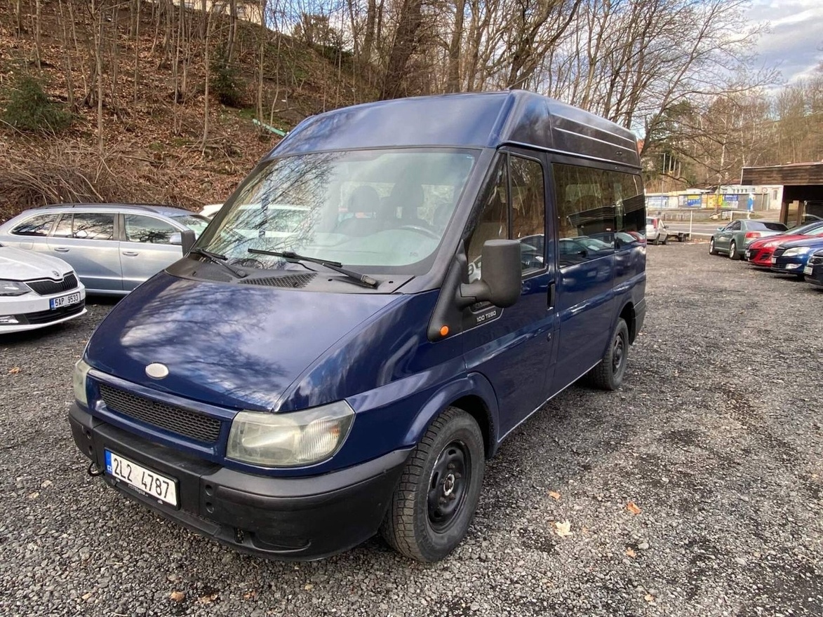 Ford Transit 280S 9 míst 2.0TDCi 74kW tažné nové ČR