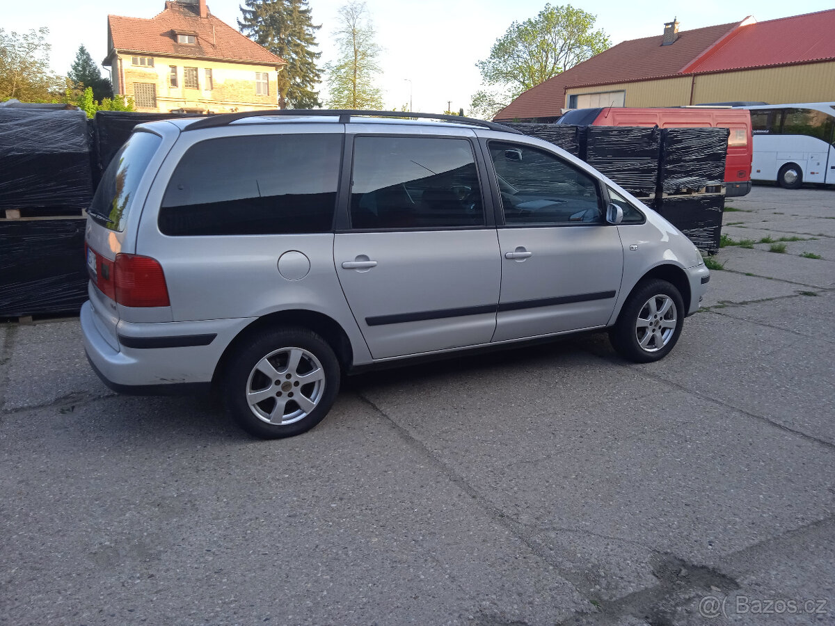 VW Sharan 7míst