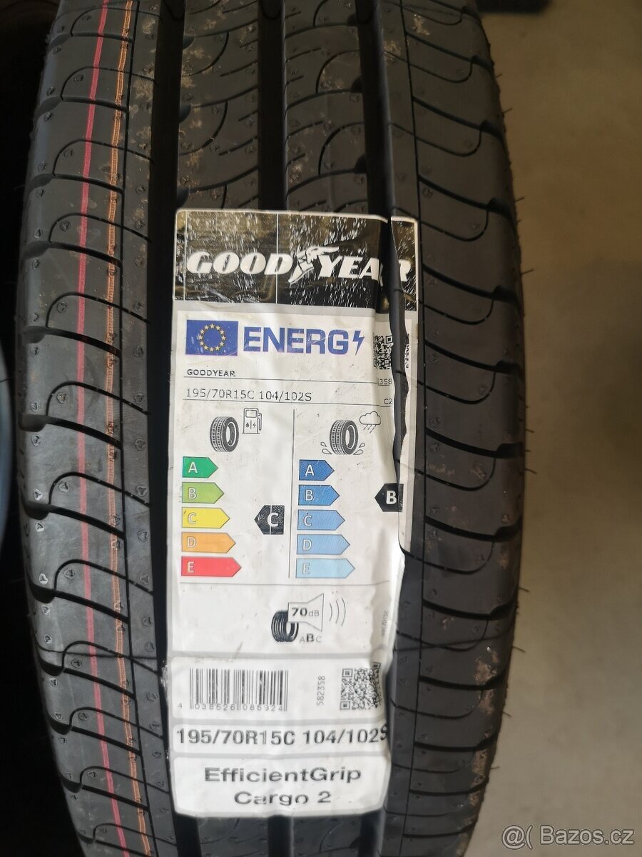 195/70 r15C 195/70/15C