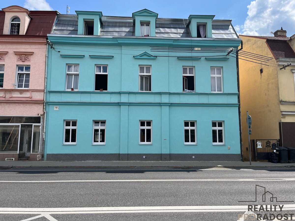 Bytový dům v centru Dubí u Teplic, 7 bytových jednotek