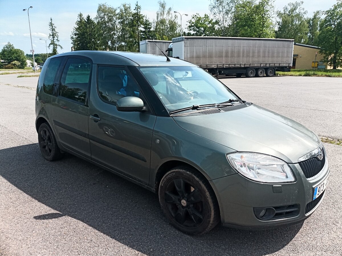 Škoda Roomster 1.6 77kw automat,STK nová 3/2025