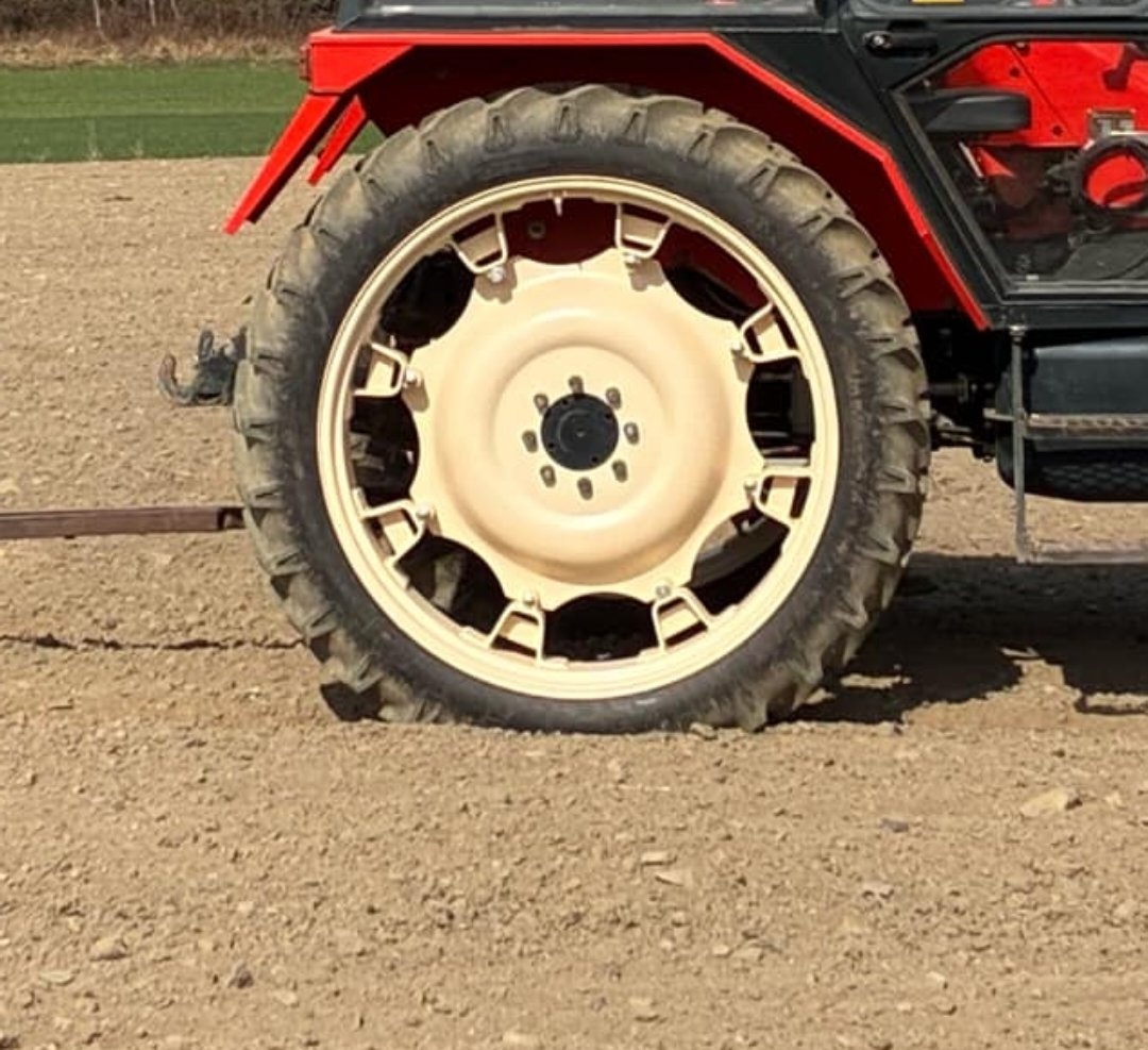 Koupím kultivační kola Zetor 9,5-42