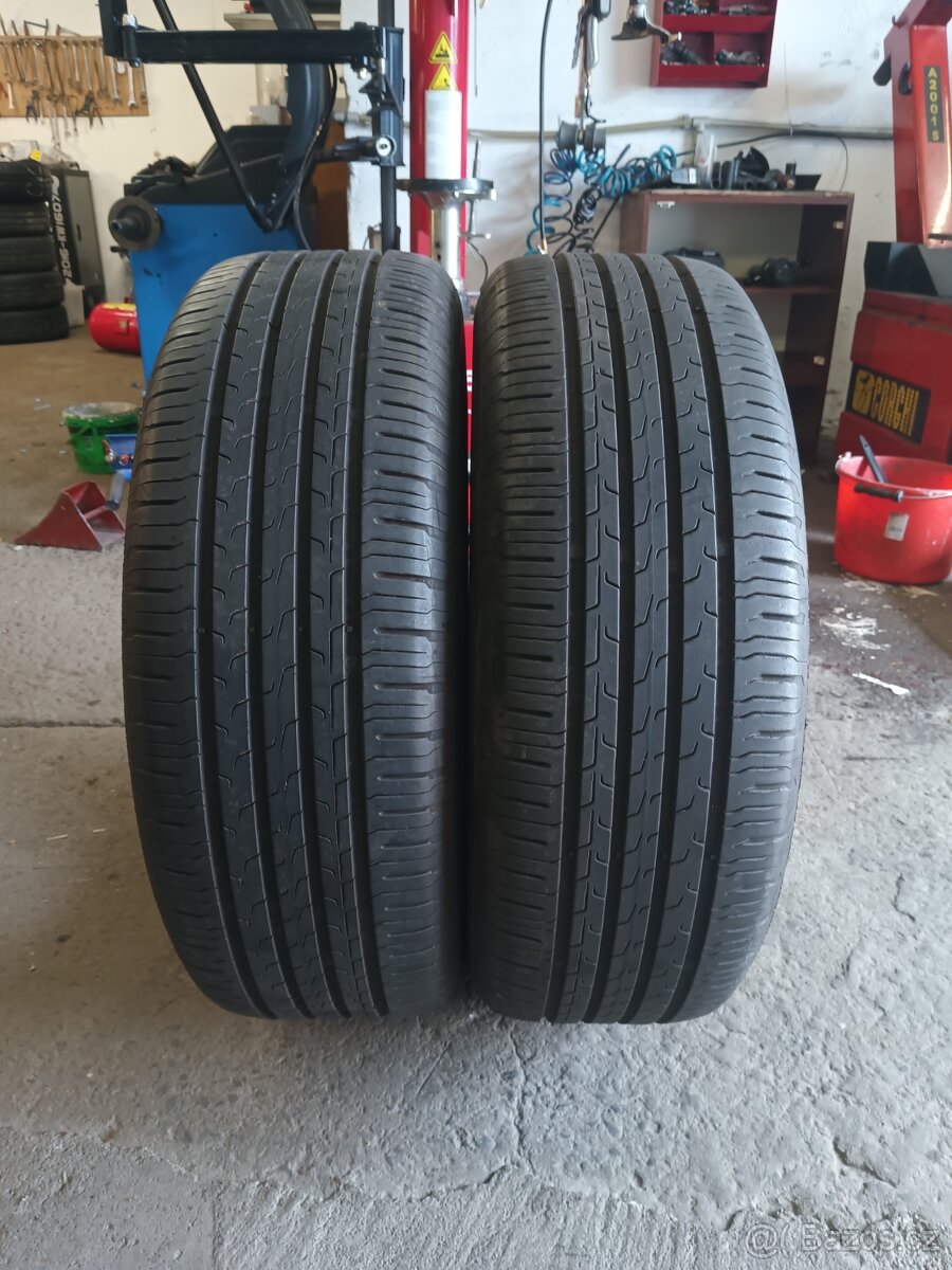 2xletní pneu 225/60/18.Continental.